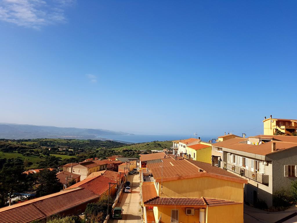 Residence Pala Stiddata With Panoramic Swimming Pool Trinità dʼAgultu Kültér fotó