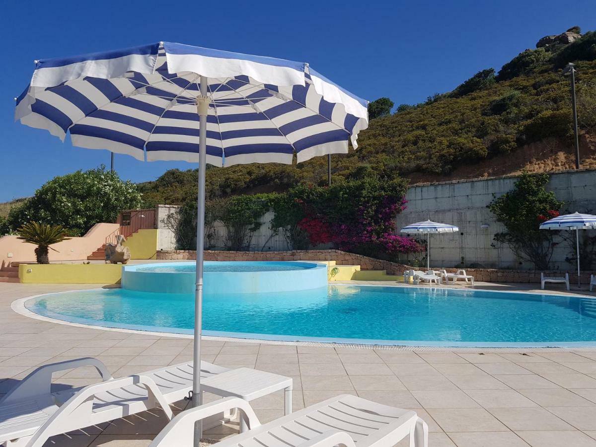 Residence Pala Stiddata With Panoramic Swimming Pool Trinità dʼAgultu Kültér fotó