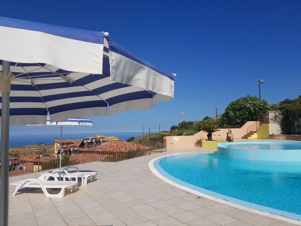 Residence Pala Stiddata With Panoramic Swimming Pool Trinità dʼAgultu Kültér fotó
